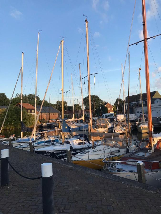 Stad aan 't Haringvliet B&B Logeren Bij De Burgemeester المظهر الخارجي الصورة